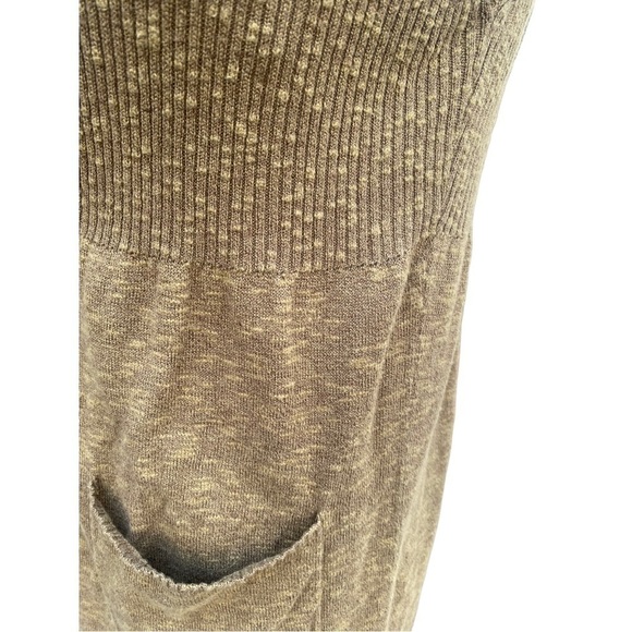 Eileen Fisher Olive Light Sweater Vest I Size: Petite 2/4P - Picture 8 of 16